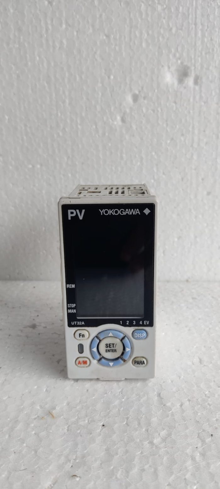 YOKOGAWA UT32A